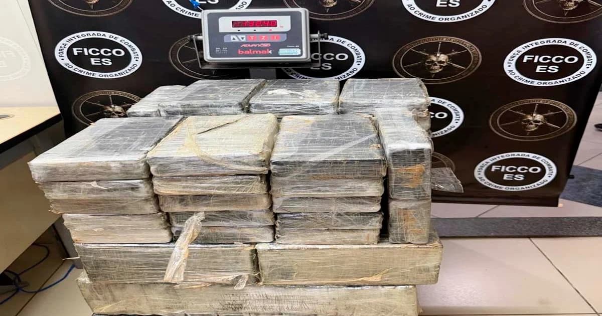 Mega Apreensão de Cocaína: Três Presos em Galpão na Serra