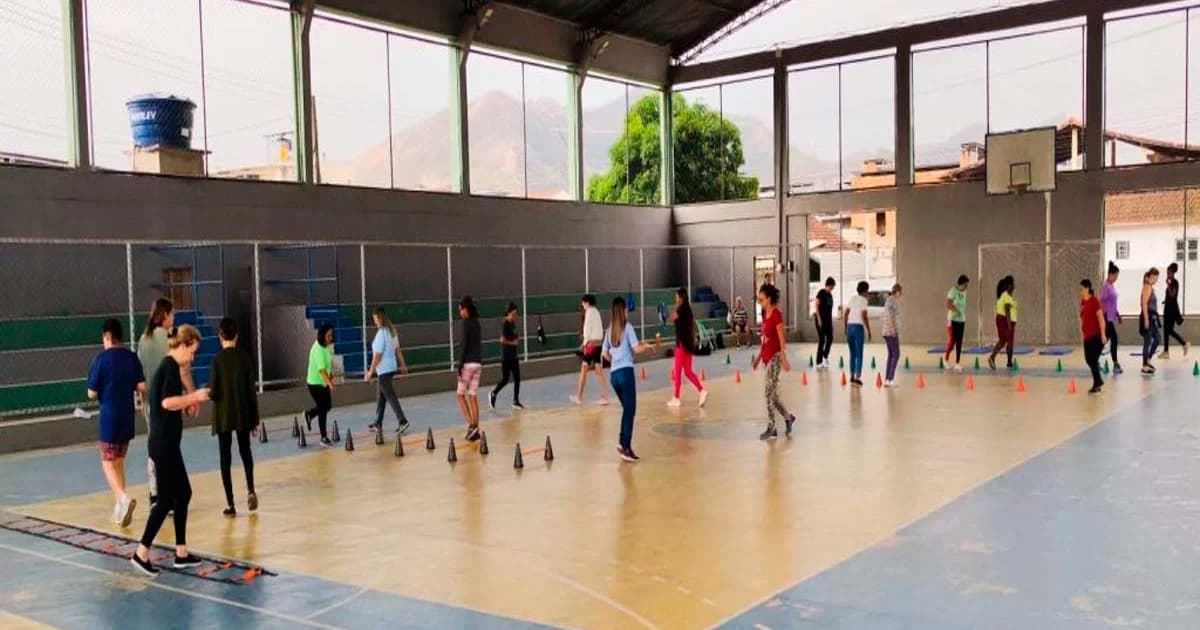 Saúde Pública em Cachoeiro: Grupos de Atividade Física Ampliam Prevenção