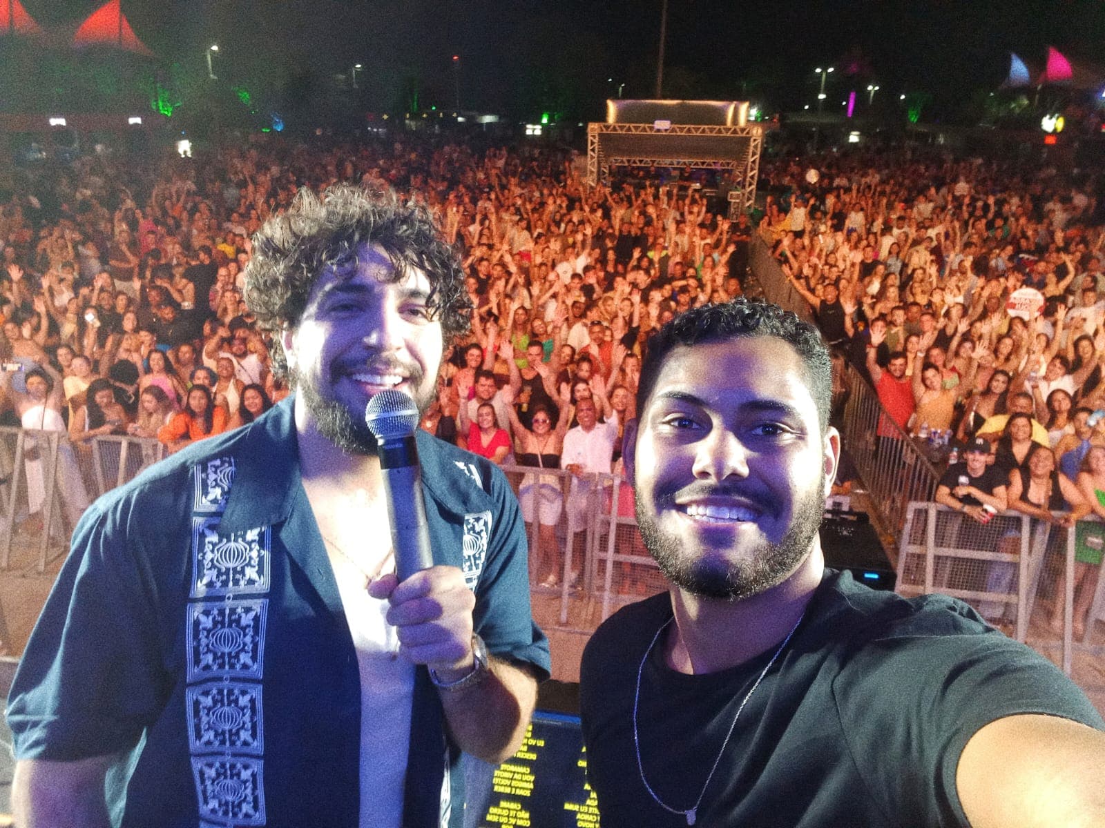 Thiago Cunha Conquista Palco Nacional com Espírito Capixaba e Emociona em Dueto Inesquecível