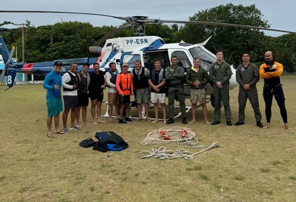 Resgate Aéreo Salva Homem à Deriva em Vila de Regência