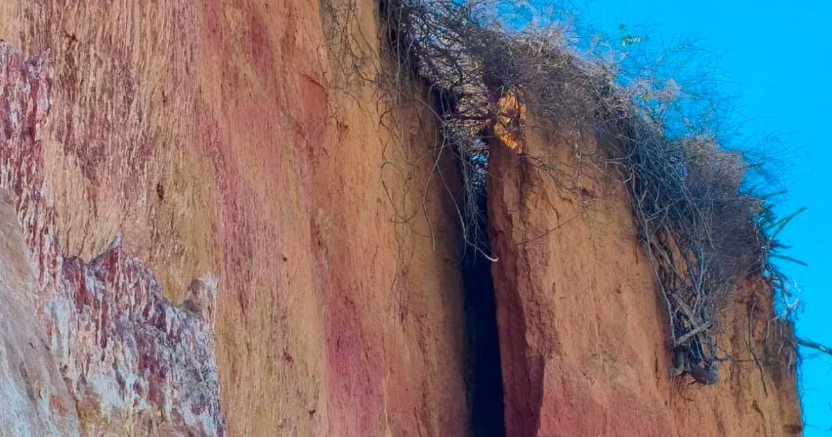Alerta em Marataízes: Falésia da Orla interditada por risco de desmoronamento
