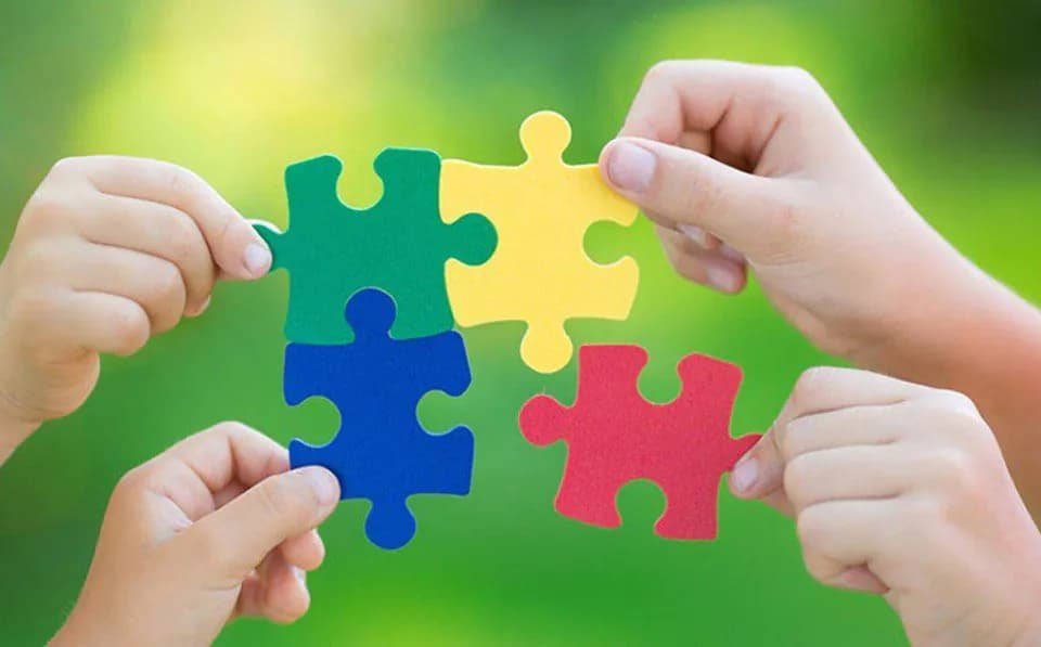 Dia do Autismo: serviços especializados avançam e ampliam acesso no Espírito Santo