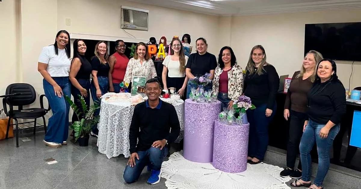 Educação em Foco: Atílio Vivacqua Finaliza Formação Pedagógica