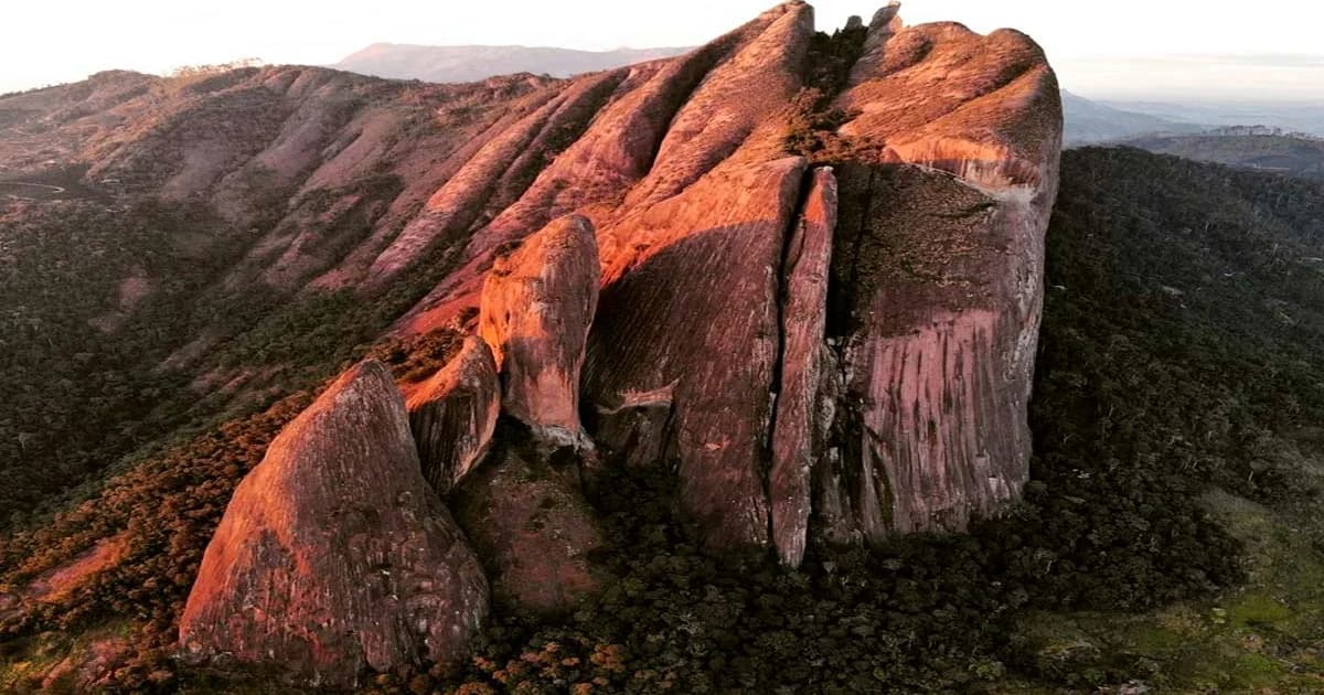 Espírito Santo Cria Monumento Natural para Proteger Cinco Pontões