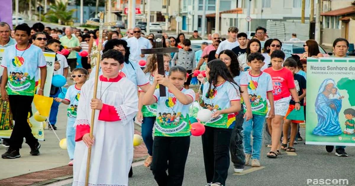 Marataízes: Fé em Movimento no Dia Mundial das Missões