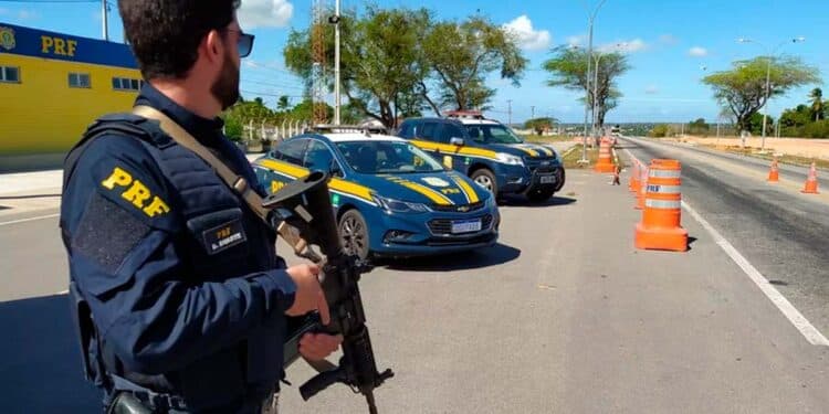 PRF Lança Operação de Carnaval Focada em Combater Embriaguez ao Volante
