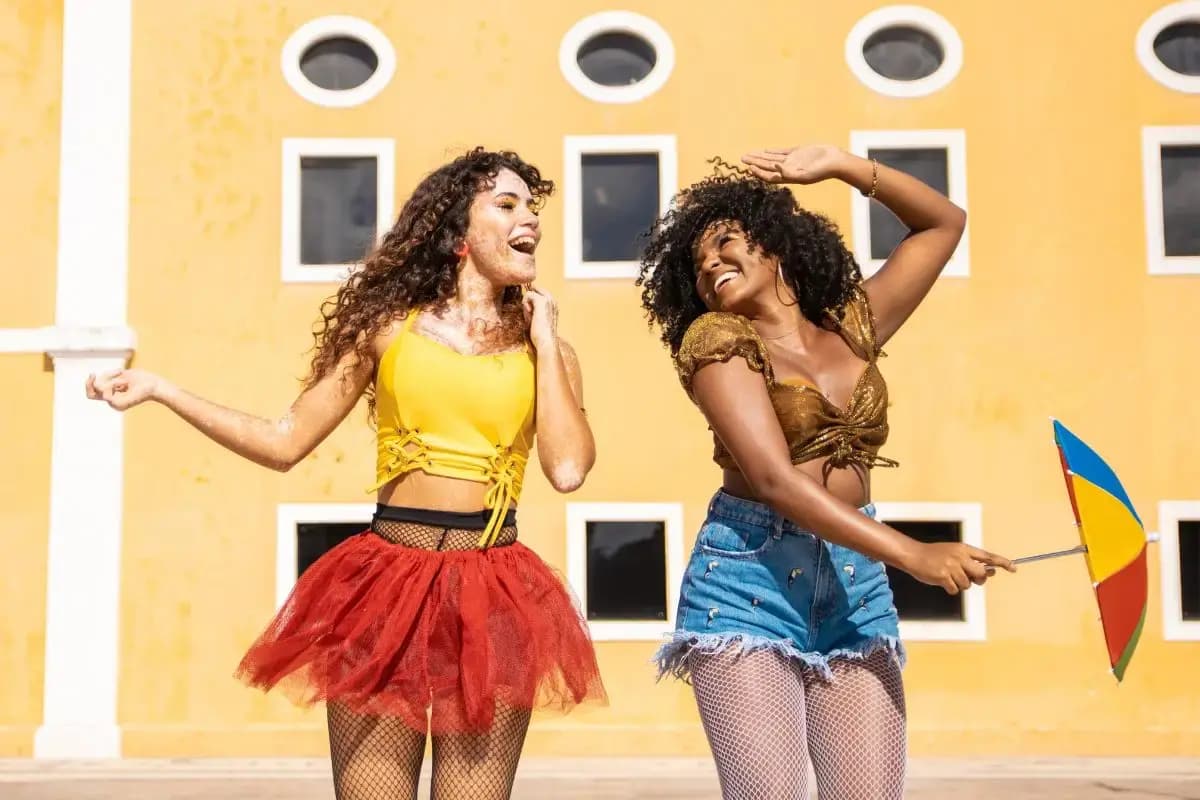 Carnaval Capixaba: Além da Folia, Uma Imersão Cultural e Turística