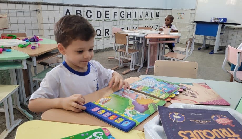 Cachoeiro de Itapemirim é Destaque Nacional em Alfabetização Infantil