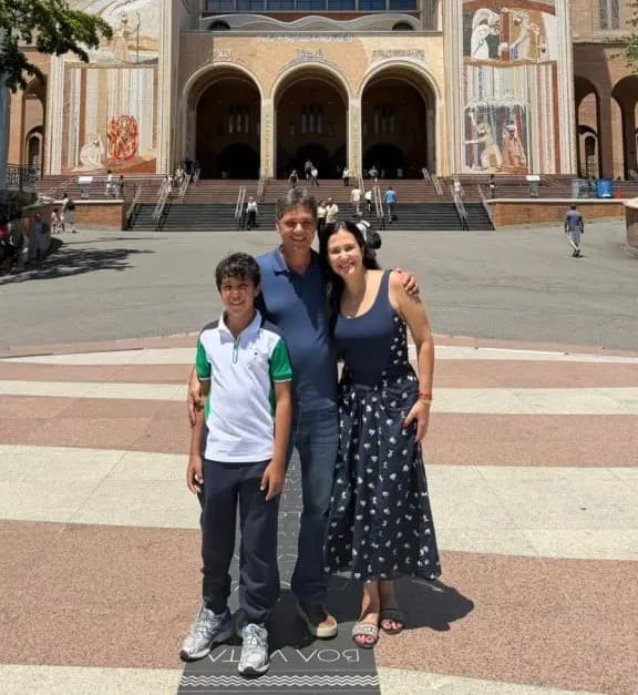 Vice-Governador do ES Renova Compromissos no Santuário Nacional