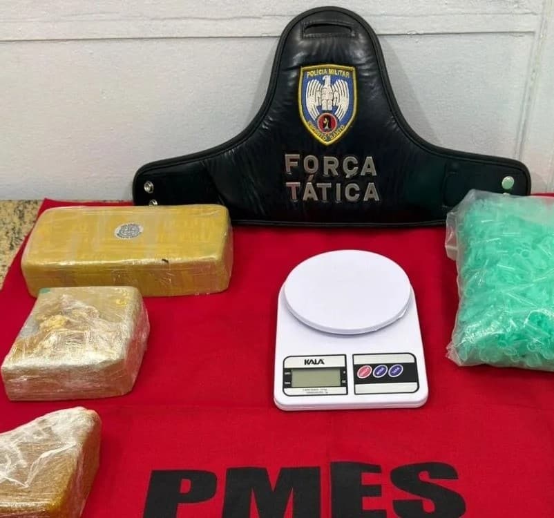 Quase 2kg de Drogas Apreendidos em Cachoeiro de Itapemirim