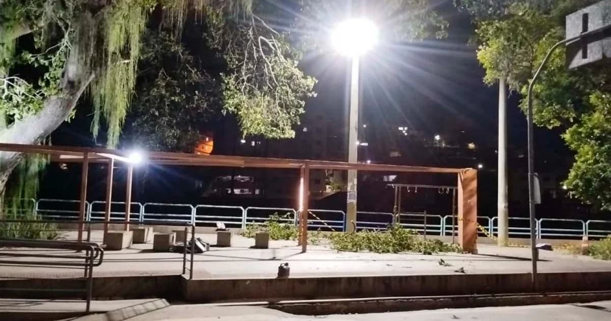 Cachoeiro Ilumina Praça no Guandu para Mais Segurança