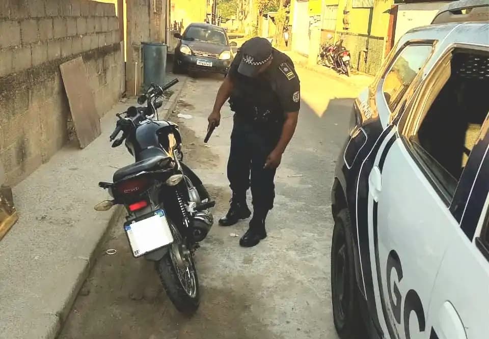 Moto com Restrição é Recuperada pela Guarda Municipal