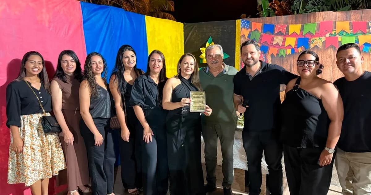 EMEB de Imburi Celebra Reconhecimento como Escola Leitora