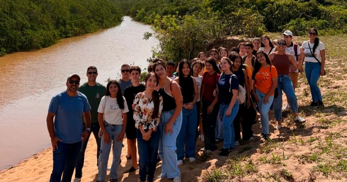 Estudantes de Marataízes Descobrem Riquezas Naturais em Aula de Campo Inovadora