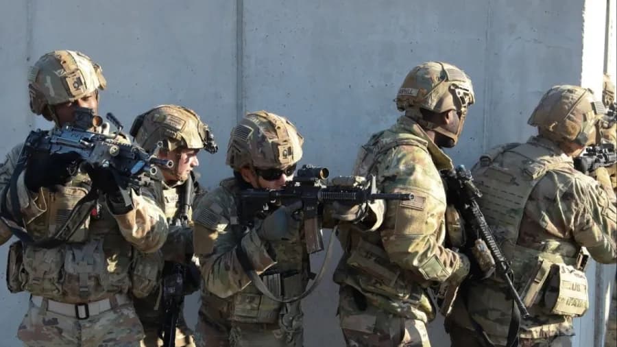 Guarda Revolucionária do Irã Ameaça Ataques Cibernéticos e Físicos Contra Gigantes Tecnológicas Americanas