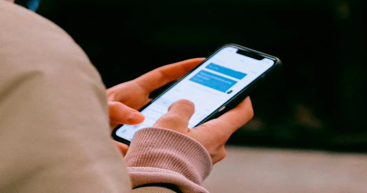 Gestores Públicos de Apiacá Sob Orientação do MPC-ES sobre Uso de Redes Sociais