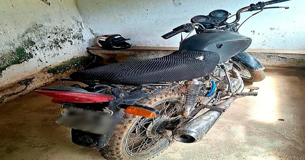 Moto Adulterada é Recuperada em Dores do Rio Preto