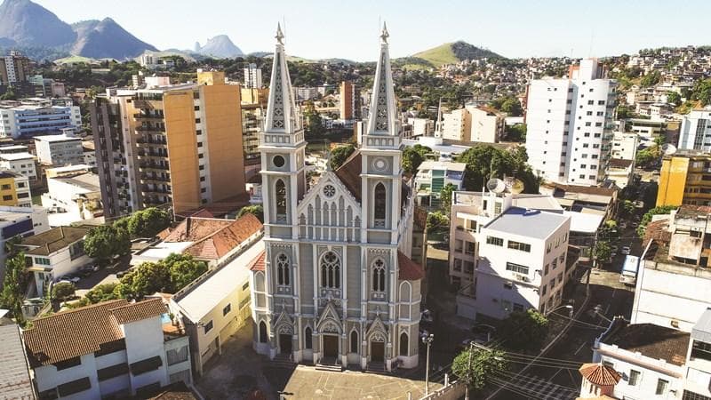 Castiçal furtado da Catedral de São Pedro é recuperado em Cachoeiro
