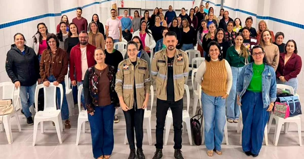 Defesa Civil Capacita Equipe Escolar para Combate a Incêndios