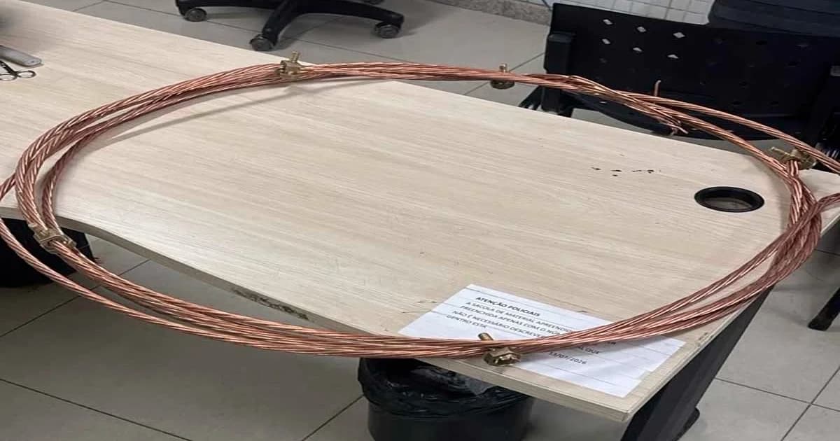 Homem detido com fiação furtada em Cariacica